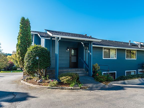 2nd image of 1680 SE 10th Ave APT 202