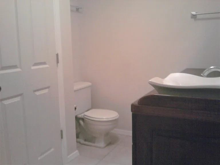 135 W 5th St S #B — Photo 18