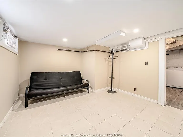 431 Randolph Ave #LOWER — Photo 5