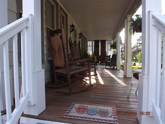 4th image of 106 Maury Depot St
