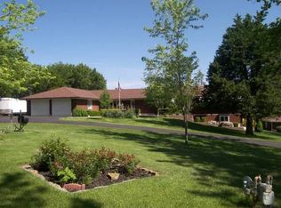 31010 W 83rd St, De Soto, KS 66018