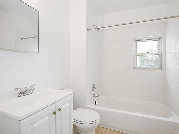 5th image of 175 Washington St Floor 2