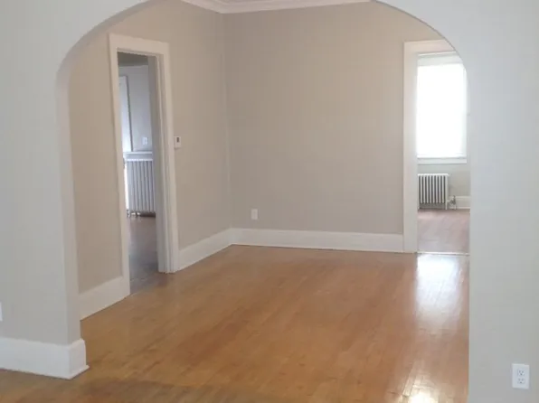 325 Litchfield Ave SE, Willmar, MN 56201