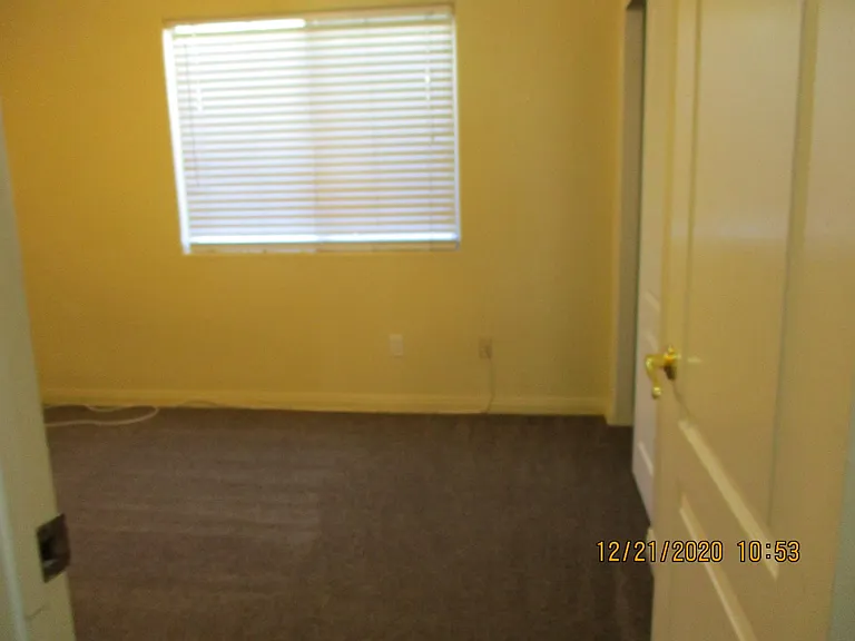 2910 Colville Ave — Photo 8