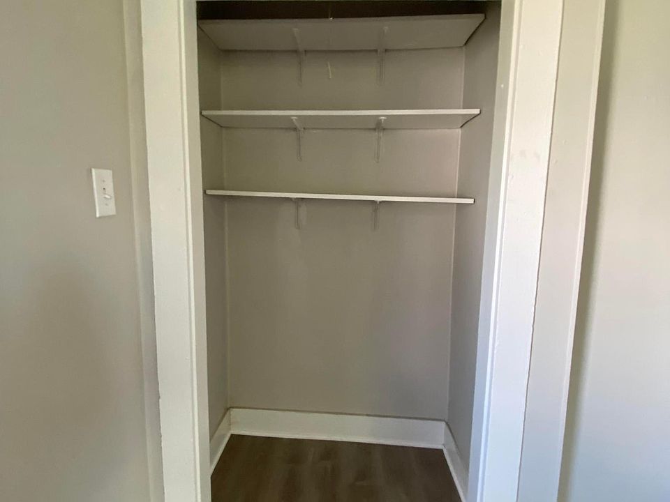 Kitchen pantry
