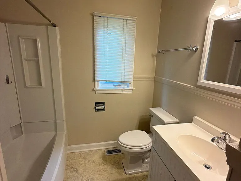 1818 Jameston Dr — Photo 7