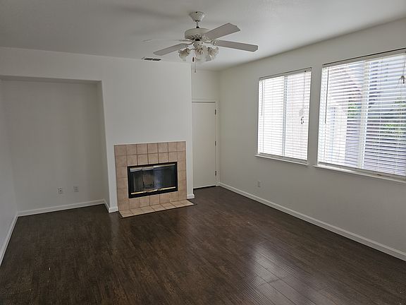 4th image of 35 Klondike Ct
