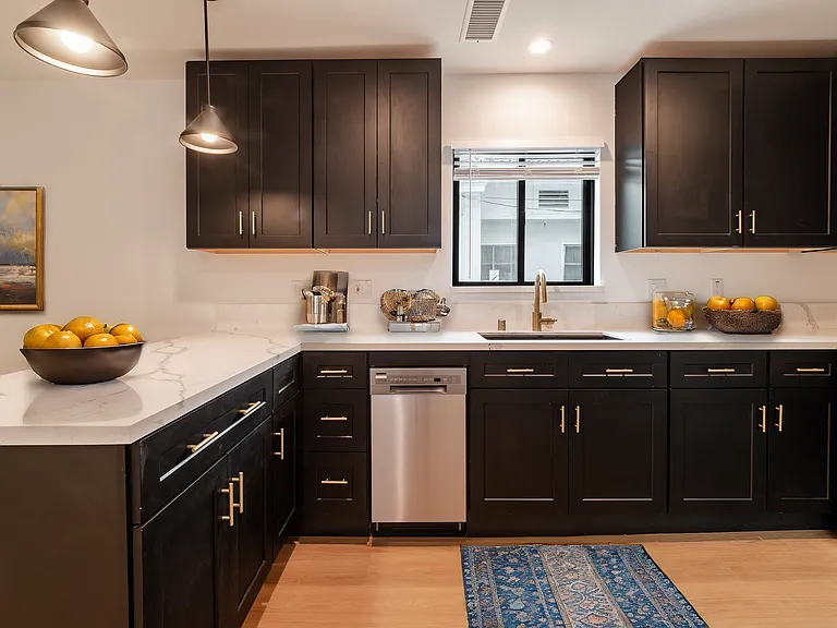 351 S Catalina St #353-1/2 — Photo 2