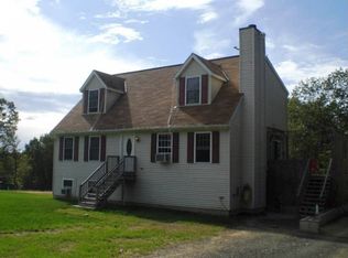 54 McIntyre Rd, Oxford, MA 01540