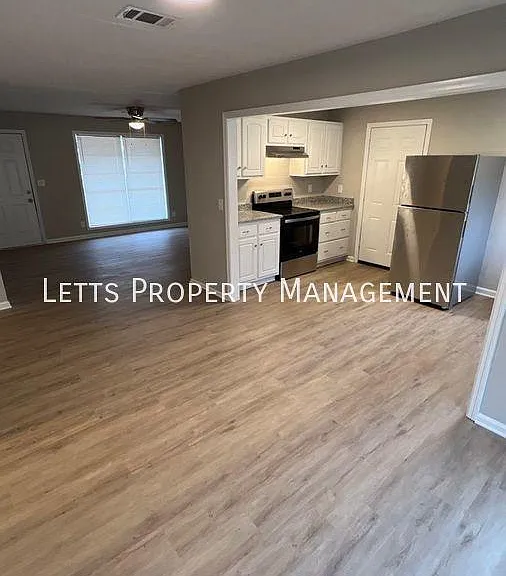 947 Belvedere Dr — Photo 5