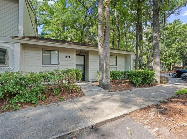 96 Mathews Dr APT 20, Hilton Head Island, SC 29926