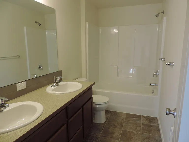3030 SW Juniper Ave — Photo 8