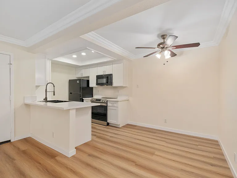 3535 Banbury Dr #65 — Photo 12