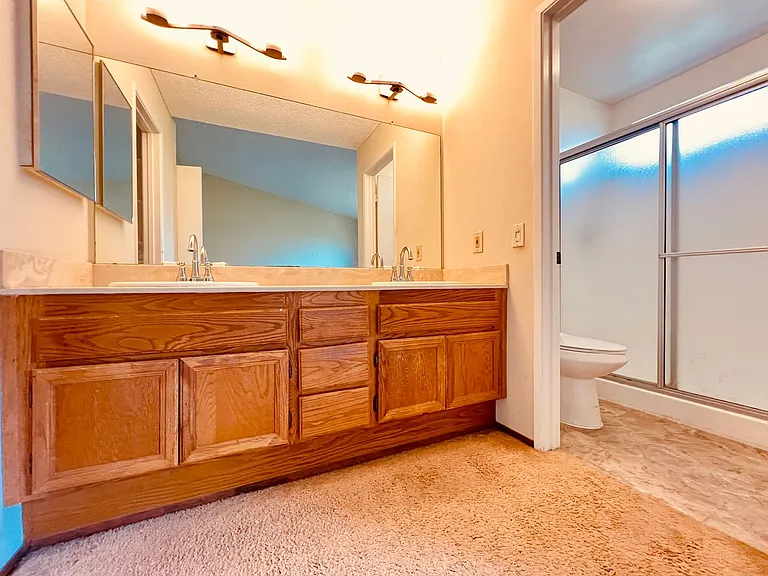2824 Winthrop Ave — Photo 11
