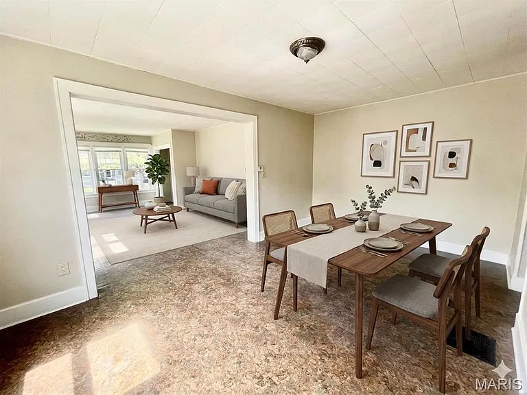 2406 Edison Ave — Photo 15