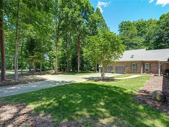 2nd image of 231 River Ridge Rd