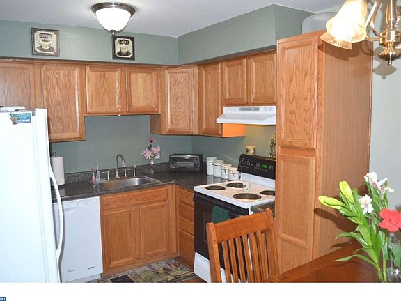 2nd image of 5200 Hilltop Dr #327