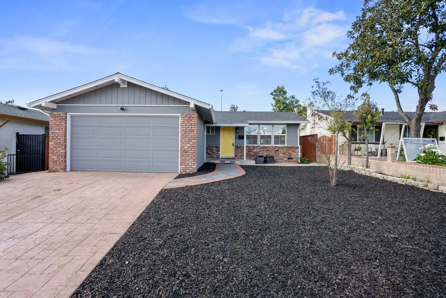 3297 Mount Wilson Dr photo 1