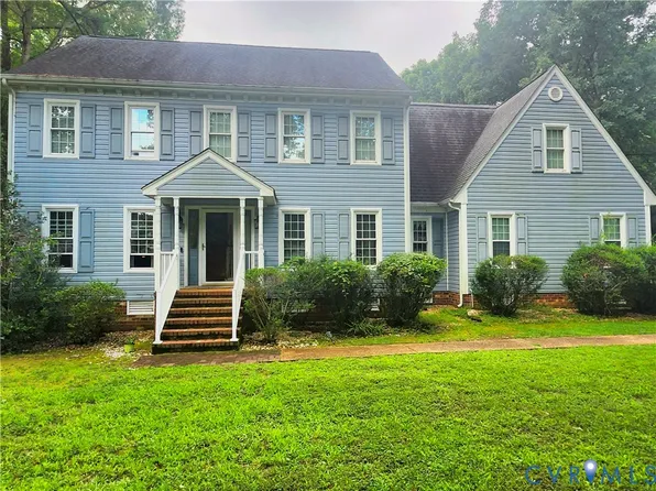 505 Martineau Dr, Chester, VA 23836