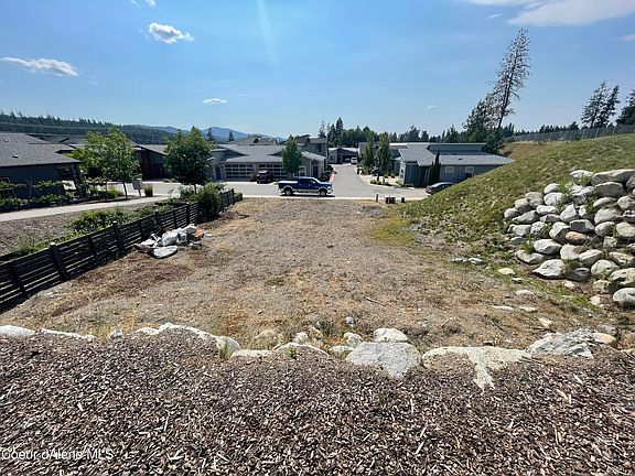 4th image of 3332 N Ladalia Dr