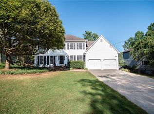 983 Coach House Dr, Tucker, GA 30084