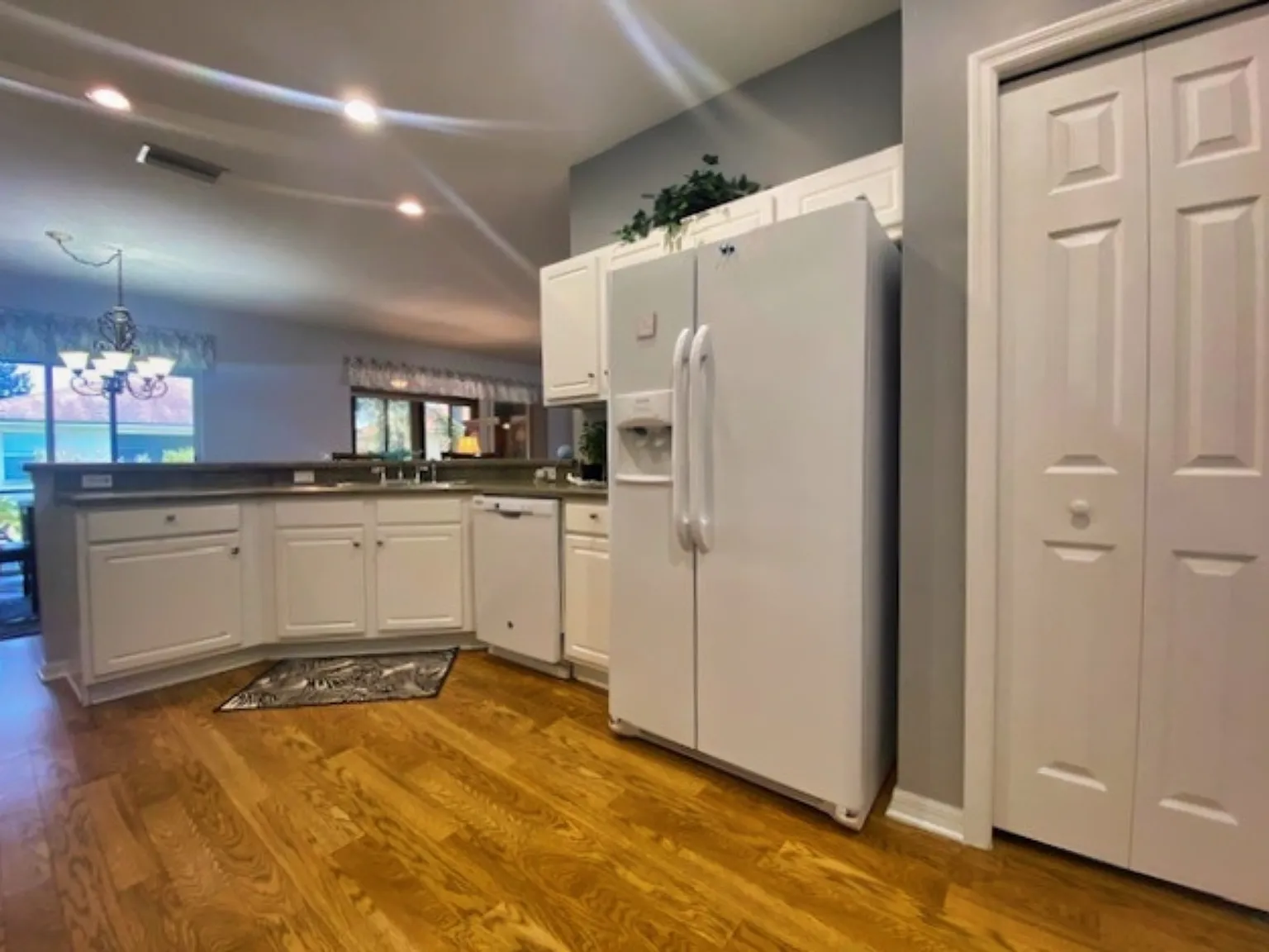2 bed, 1530 sqft, $2,700 — Photo 1