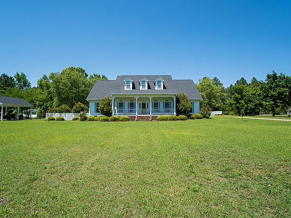 2nd image of 3122 Market Dr