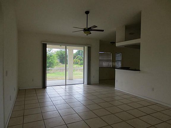 3rd image of 10327 Waterford Ave