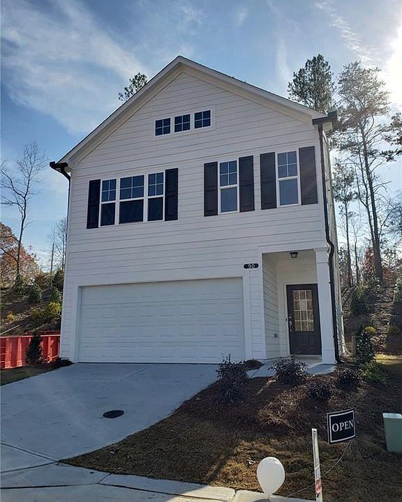 1st image of 90 Laurel Dr E