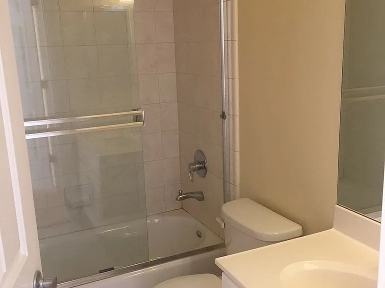 1702 Washington St #104 — Photo 5