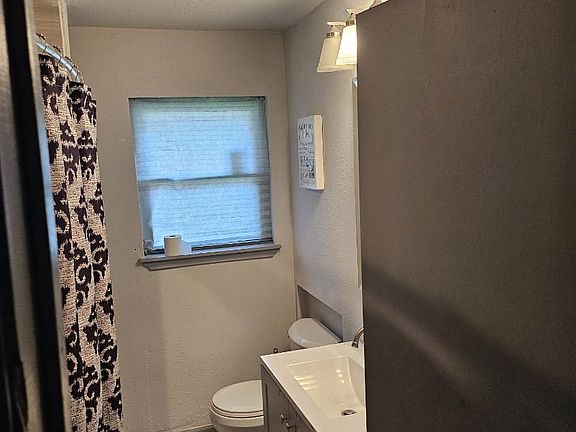 4th image of 2814 Belknap Ave