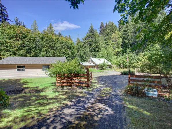 4389 Creighton Rd, Cowichan Valley, BC V9L 6J7