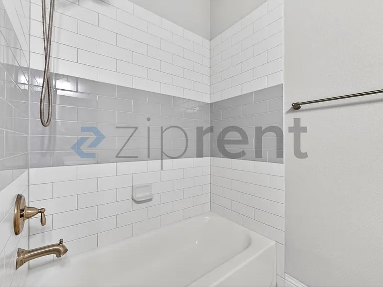 8451 Bronzegate Trl — Photo 27