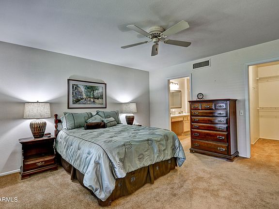 5th image of 13806 W Greenview Dr
