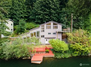 1803 Sleepy Hollow Ln, Bellingham, WA