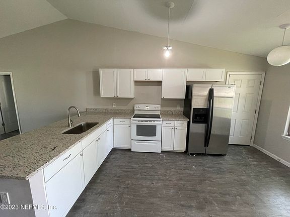 3rd image of 3349 EXCALIBUR Way