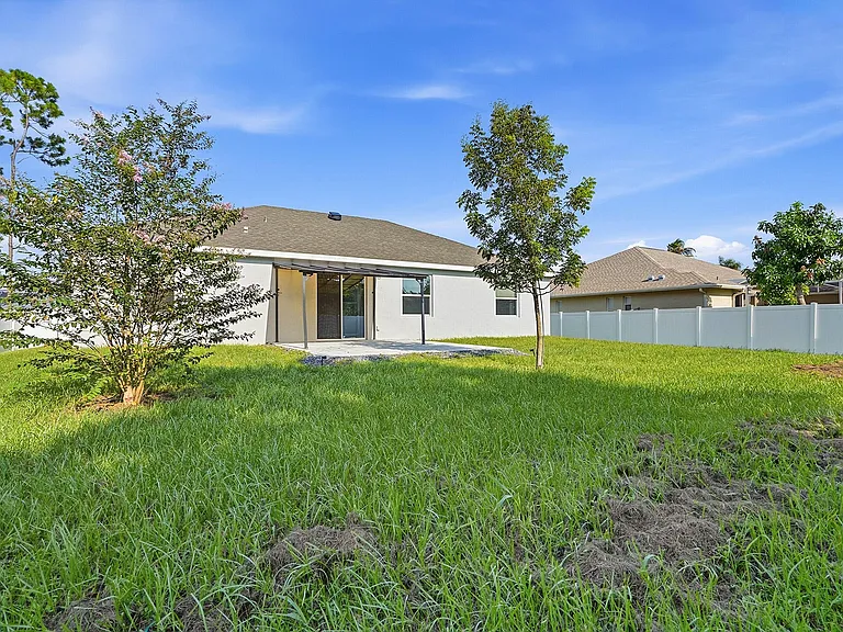1261 SW Curry St — Photo 33