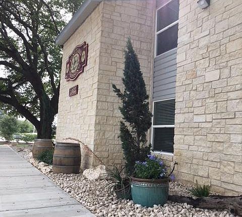 4th image of 1003 E Highway St APT 9