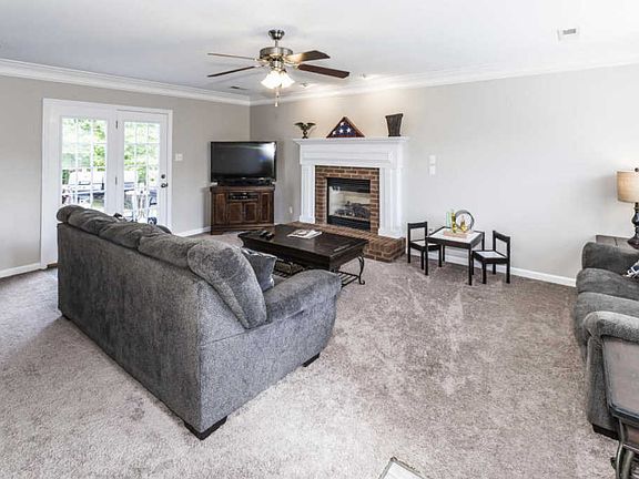 4th image of 7335 Jenkins Creek Dr