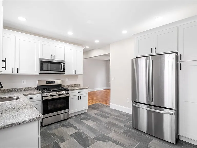 511 Geneva Ave #2 — Photo 7