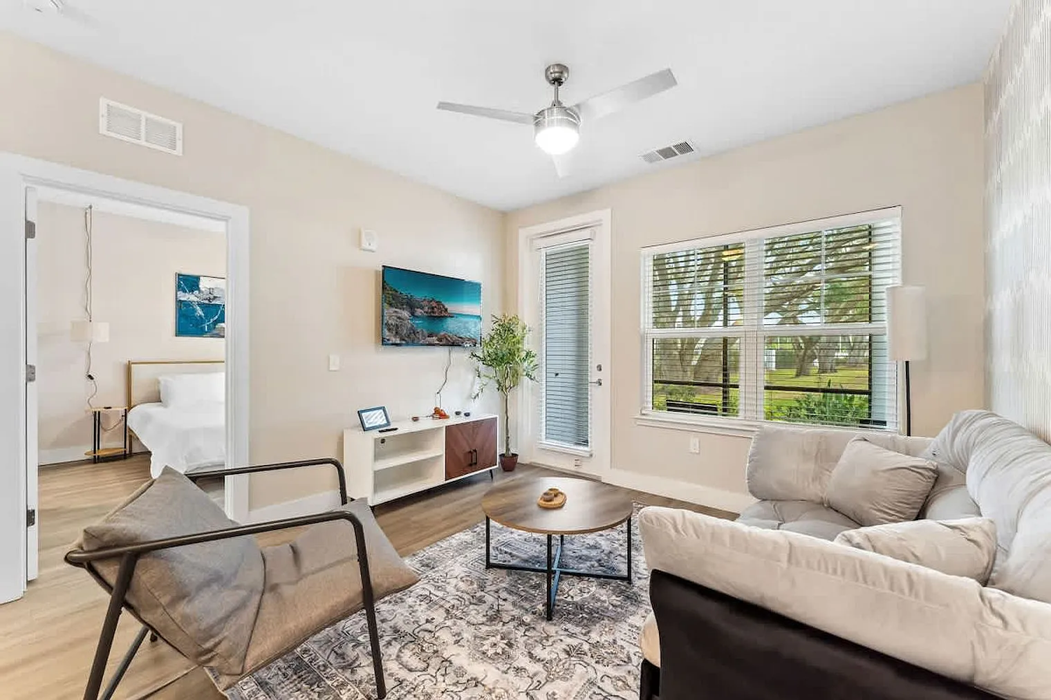 1 bed, 1.0 bath, $3,287 — Photo 3