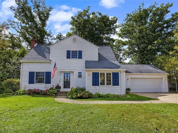 758 Pasadena Ave, Niagara Falls, NY 14304