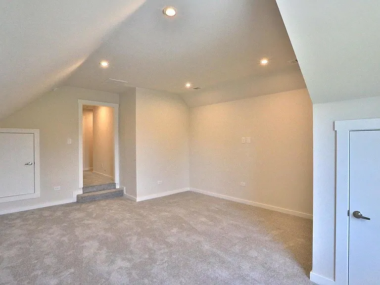 3714 Montgomery Way — Photo 12