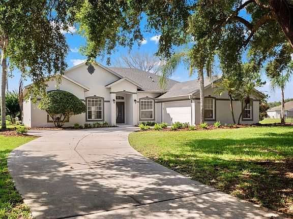 2nd image of 5809 GUENEVERE COURT