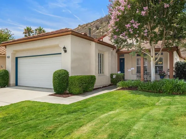 2433 Fallbrook Pl, Escondido, CA 92027