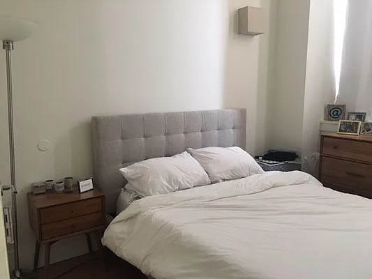 Rented by Nooklyn NYC LLC | media 19