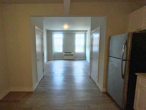 3rd image of 68 Ashburton Ave #6E