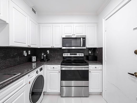 5th image of 2501 S OCEAN Drive #939