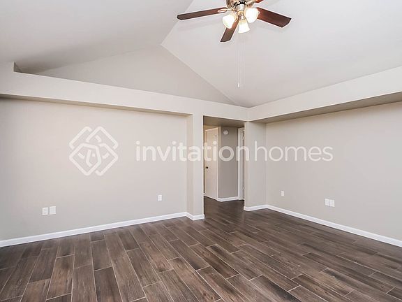 5th image of 1513 E Campbell Ave
