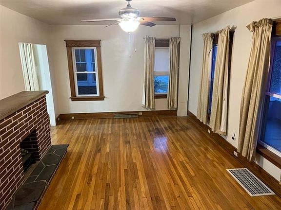 5th image of 1137 Brown Ave
